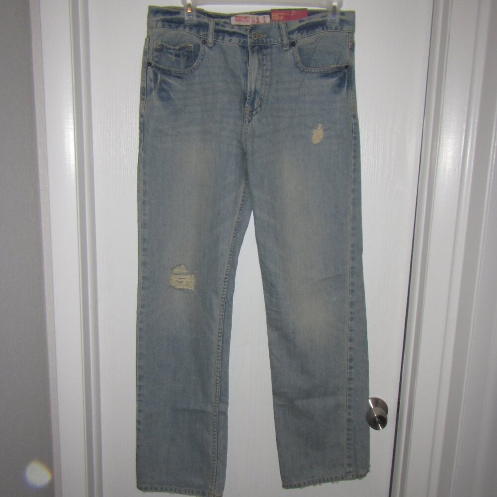 Mossimo Relaxed Straight Distressed Jeans Mens 34x34 (36x33) NWT